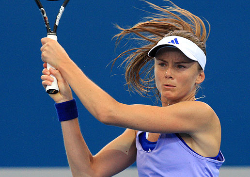 Fourthseeded Slovakian Daniela Hantuchova has swept into the quarterfinals 