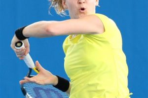 Czech Lucie Safarova defeated No 6 seed Wozniak of Canada