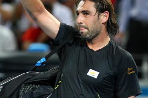 Marcos Baghdatis waves goodbye to a sympathetic Brisbane crowd