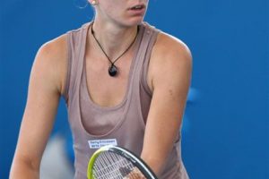 Sesil Karatantcheva starts her serving ritual