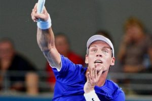 Tomas Berdych def Marcos Baghdatis 6-0 6-1