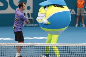 Radek Stepanek shows Terry the Tennis Ball his backhand. SMP IMAGES