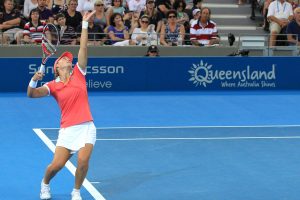 The second set by contrast was an entirely different affair. Stosur controlled the set as she found her groove and put on an exhibition for her delighted fans.