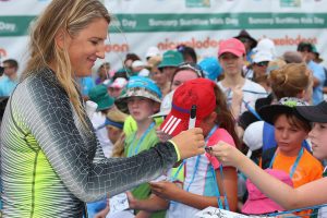 Suncorp Sunwise Kids Day, Victoria Azarenka, Brisbane International, 2014. GETTY IMAGES