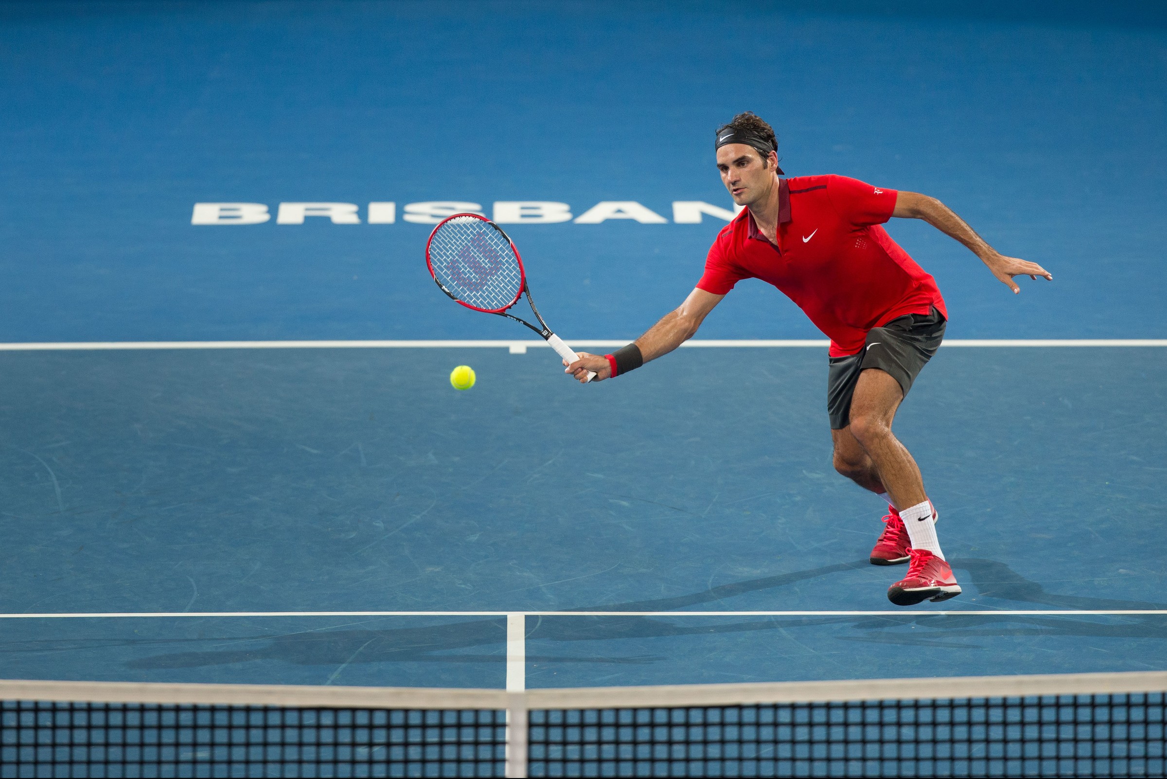 Federer sinks Duckworth in a canter - Brisbane International Tennis