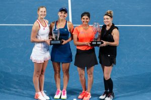 BETHANIE MATTEK SANDS, SANIA MIRZA and EKATERINA MAKAROVA, ELENA VESNINA - 2017 BRISBANE INTERNATIONAL - PAT RAFTER ARENA