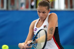 Karolina Pliskova hits a backhand in her win over Roberta Vinci - PHOTO: Getty Images